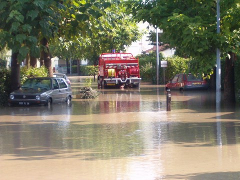 Crue du domeynon 23-08-2005 - Lotissement des Chenevières